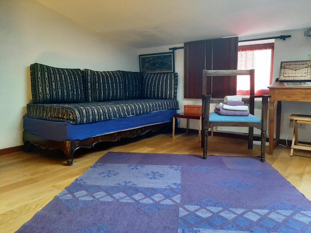 Couette-café Le Petit Siam : Le Calme En Centre Clermont-Ferrand