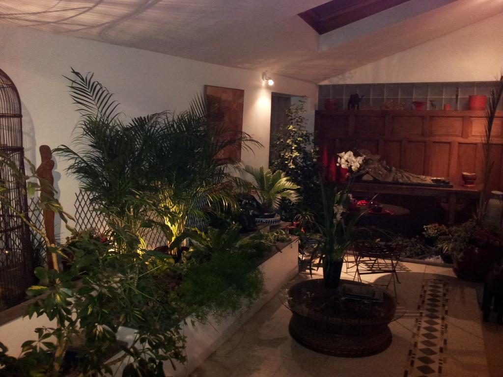 Chambres D'hotes Le Petit Siam : Le Calme En Centre * Clermont-Ferrand